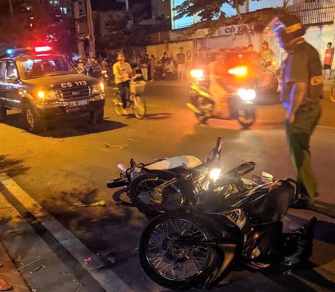 Một người phụ nữ bị bắn tại quán cà phê - Ảnh 2. Một người phụ nữ bị bắn tại quán cà phê - Ảnh 2.