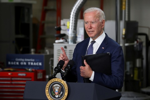 Ông Biden giữ lời hứa: nâng mức tiếp nhận từ 15.000 người lên 62.500 người tị nạn - Ảnh 1. Ông Biden giữ lời hứa: nâng mức tiếp nhận từ 15.000 người lên 62.500 người tị nạn - Ảnh 1.