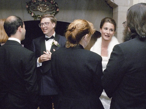 Hôn nhân kỳ lạ của Bill và Melinda Gates: Hào quang và mâu thuẫn - Ảnh 2. Hôn nhân kỳ lạ của Bill và Melinda Gates: Hào quang và mâu thuẫn - Ảnh 2.