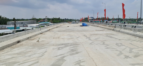 Hoàn thành nâng cấp tuyến Quản Lộ - Phụng Hiệp - Ảnh 2. Hoàn thành nâng cấp tuyến Quản Lộ - Phụng Hiệp - Ảnh 2.