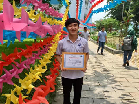 Từ giải Nhất, Nhì Quốc gia Tin học đến ngôi trường Đại học mơ ước - Ảnh 1. Từ giải Nhất, Nhì Quốc gia Tin học đến ngôi trường Đại học mơ ước - Ảnh 1.