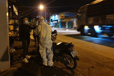 6 cán bộ công an làm căn cước công dân ở Đồng Nai phải đi cách ly tập trung - Ảnh 2. 6 cán bộ công an làm căn cước công dân ở Đồng Nai phải đi cách ly tập trung - Ảnh 2.