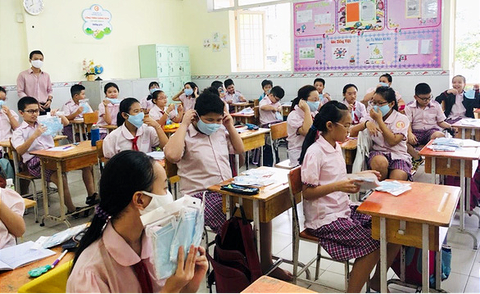 NÓNG: Học sinh TP.HCM ngừng đến trường từ ngày 10-5 - Ảnh 1. NÓNG: Học sinh TP.HCM ngừng đến trường từ ngày 10-5 - Ảnh 1.