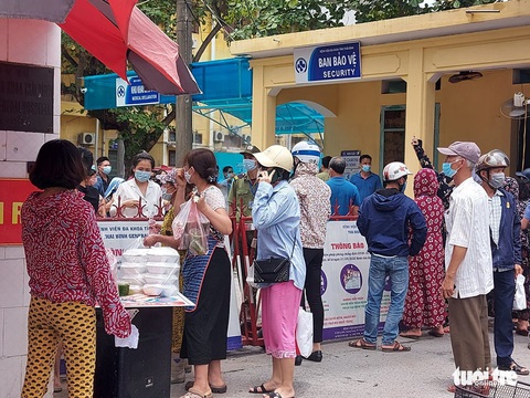 Thái Bình khẩn cấp phong tỏa nhiều khu vực để dập dịch COVID-19 - Ảnh 1. Thái Bình khẩn cấp phong tỏa nhiều khu vực để dập dịch COVID-19 - Ảnh 1.