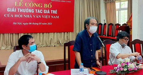 Ông Nguyễn Quang Thiều: Quyết tâm bảo vệ những giá trị mà chúng tôi trao giải - Ảnh 1. Ông Nguyễn Quang Thiều: Quyết tâm bảo vệ những giá trị mà chúng tôi trao giải - Ảnh 1.