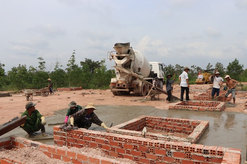 Bình Phước khởi công cụm công trình lưu niệm hành trình cứu nước của Thủ tướng Hun Sen - Ảnh 2. Bình Phước khởi công cụm công trình lưu niệm hành trình cứu nước của Thủ tướng Hun Sen - Ảnh 2.