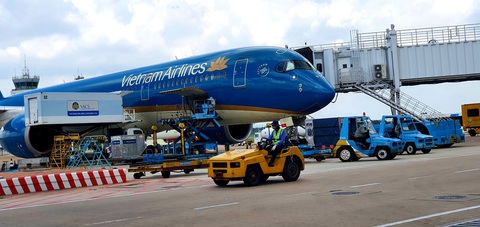 Khách mua vé máy bay Vietnam Airlines được hoàn, đổi do ảnh hưởng dịch COVID-19 - Ảnh 1. Khách mua vé máy bay Vietnam Airlines được hoàn, đổi do ảnh hưởng dịch COVID-19 - Ảnh 1.