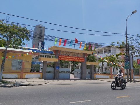 Dịch bệnh phức tạp, học sinh tại Đà Nẵng chưa kiểm tra cuối kỳ 2 vào ngày 10-5 - Ảnh 1. Dịch bệnh phức tạp, học sinh tại Đà Nẵng chưa kiểm tra cuối kỳ 2 vào ngày 10-5 - Ảnh 1.