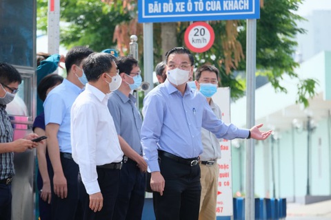 10 ca dương tính tại Bệnh viện K, chủ tịch Hà Nội yêu cầu cách ly cả 3 cơ sở của bệnh viện - Ảnh 2. 10 ca dương tính tại Bệnh viện K, chủ tịch Hà Nội yêu cầu cách ly cả 3 cơ sở của bệnh viện - Ảnh 2.