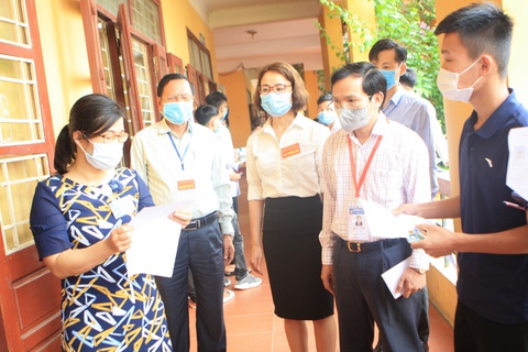 Cục trưởng Mai Văn Trinh: Sẽ tổ chức nhiều đợt thi tốt nghiệp THPT nếu cần thiết - Ảnh 1. Cục trưởng Mai Văn Trinh: Sẽ tổ chức nhiều đợt thi tốt nghiệp THPT nếu cần thiết - Ảnh 1.
