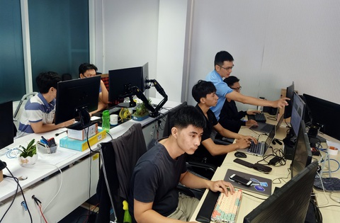 40% doanh nghiệp vừa và nhỏ tại Việt Nam phải cắt giảm nhân sự - Ảnh 1. 40% doanh nghiệp vừa và nhỏ tại Việt Nam phải cắt giảm nhân sự - Ảnh 1.