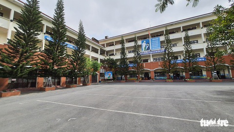 Cô giáo đánh học sinh bầm mông, phụ huynh tìm cô nói chuyện rồi xô xát - Ảnh 2. Cô giáo đánh học sinh bầm mông, phụ huynh tìm cô nói chuyện rồi xô xát - Ảnh 2.