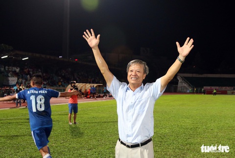 Những hình ảnh cố HLV Lê Thụy Hải với 3 chức vô địch V-League cùng B.Bình Dương - Ảnh 10. Những hình ảnh cố HLV Lê Thụy Hải với 3 chức vô địch V-League cùng B.Bình Dương - Ảnh 10.