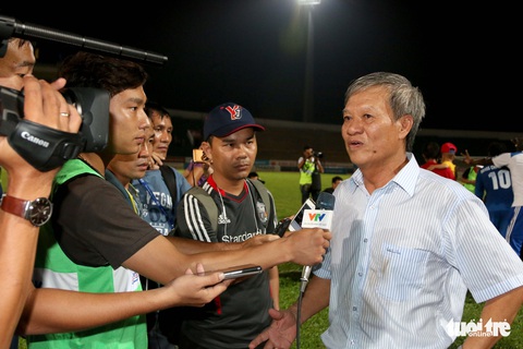 Những hình ảnh cố HLV Lê Thụy Hải với 3 chức vô địch V-League cùng B.Bình Dương - Ảnh 12. Những hình ảnh cố HLV Lê Thụy Hải với 3 chức vô địch V-League cùng B.Bình Dương - Ảnh 12.