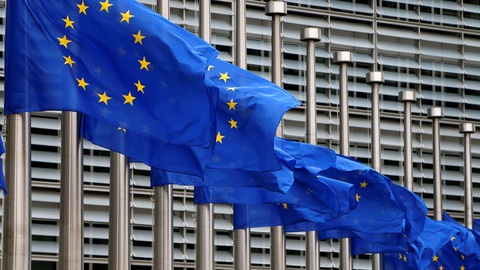 EU ra quy định mới hạn chế các thương vụ thâu tóm của nước ngoài - Ảnh 1. EU ra quy định mới hạn chế các thương vụ thâu tóm của nước ngoài - Ảnh 1.