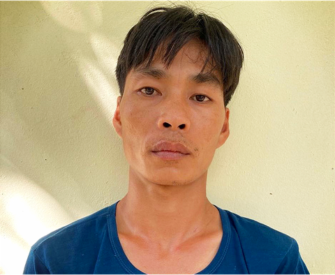 Bắt giam gã trai chặn đường sàm sỡ 2 bé gái trên đường đi học - Ảnh 1. Bắt giam gã trai chặn đường sàm sỡ 2 bé gái trên đường đi học - Ảnh 1.