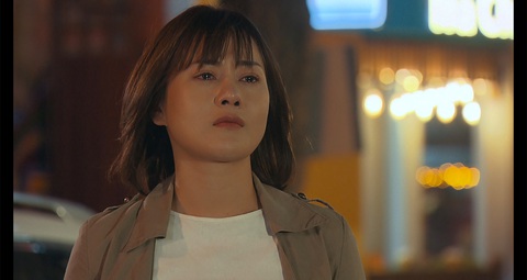 Phương Oanh bị ám ảnh khi quay Hương vị tình thân - Ảnh 3. Phương Oanh bị ám ảnh khi quay Hương vị tình thân - Ảnh 3.