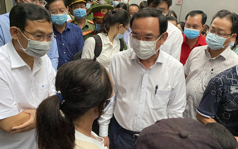 Bí thư Nguyễn Văn Nên: Không thể chấp nhận sản xuất có hóa chất dễ cháy trong khu dân cư - Ảnh 2. Bí thư Nguyễn Văn Nên: Không thể chấp nhận sản xuất có hóa chất dễ cháy trong khu dân cư - Ảnh 2.