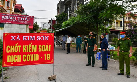 Chủ tịch Hà Nội: ‘Tận dụng 48 giờ vàng khống chế lây nhiễm biến thể virus Ấn Độ’ - Ảnh 2. Chủ tịch Hà Nội: ‘Tận dụng 48 giờ vàng khống chế lây nhiễm biến thể virus Ấn Độ’ - Ảnh 2.
