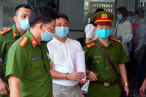 Bắt thêm 2 giám đốc, 1 phó giám đốc Công ty cổ phần Bất động sản nhà đất Đồng Nai - Ảnh 1. Bắt thêm 2 giám đốc, 1 phó giám đốc Công ty cổ phần Bất động sản nhà đất Đồng Nai - Ảnh 1.