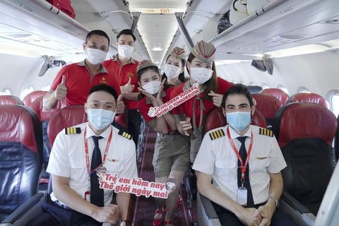 Vietjet lan toả niềm vui bằng hoạt động đặc biệt nhân ngày Quốc tế Thiếu nhi - Ảnh 6. Vietjet lan toả niềm vui bằng hoạt động đặc biệt nhân ngày Quốc tế Thiếu nhi - Ảnh 6.