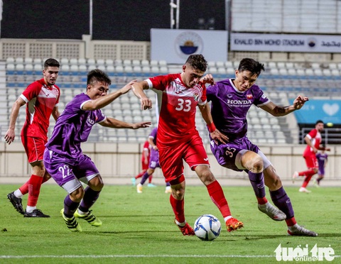 Văn Toản cứu thua 11m, Việt Nam hòa Jordan 1-1 - Ảnh 2. Văn Toản cứu thua 11m, Việt Nam hòa Jordan 1-1 - Ảnh 2.