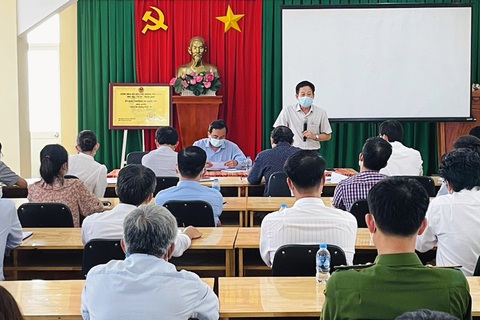 Biên Hòa họp khẩn với CDC: Đầu bếp sân golf Long Thành bị COVID-19 liên quan Phục Hưng - Ảnh 1. Biên Hòa họp khẩn với CDC: Đầu bếp sân golf Long Thành bị COVID-19 liên quan Phục Hưng - Ảnh 1.