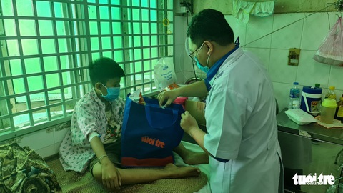 Tết thiếu nhi của bệnh nhi ở 10 bệnh viện: Ôi, con mèo này xịn lắm đó - Ảnh 6. Tết thiếu nhi của bệnh nhi ở 10 bệnh viện: Ôi, con mèo này xịn lắm đó - Ảnh 6.