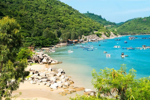 Quy Nhơn - thiên đường du lịch xứng tầm quốc tế - Ảnh 1. Quy Nhơn - thiên đường du lịch xứng tầm quốc tế - Ảnh 1.