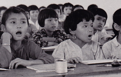 Sân trường kỷ niệm - Kỳ 7: Trường làng trong phố - Ảnh 2. Sân trường kỷ niệm - Kỳ 7: Trường làng trong phố - Ảnh 2.