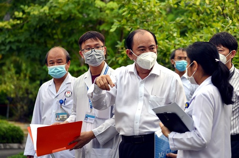Phó giám đốc Sở Y tế TP.HCM: Hệ thống cấp cứu đang rất nỗ lực, mong được sự chia sẻ từ người bệnh - Ảnh 1. Phó giám đốc Sở Y tế TP.HCM: Hệ thống cấp cứu đang rất nỗ lực, mong được sự chia sẻ từ người bệnh - Ảnh 1.