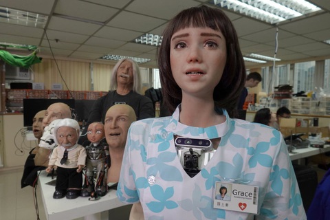 Robot y tá Grace, em gái của công dân robot Sophia - Ảnh 1. Robot y tá Grace, em gái của công dân robot Sophia - Ảnh 1.