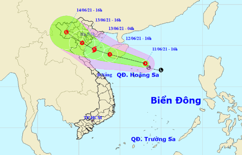 Áp thấp nhiệt đới có thể mạnh lên thành bão trên Biển Đông - Ảnh 1. Áp thấp nhiệt đới có thể mạnh lên thành bão trên Biển Đông - Ảnh 1.