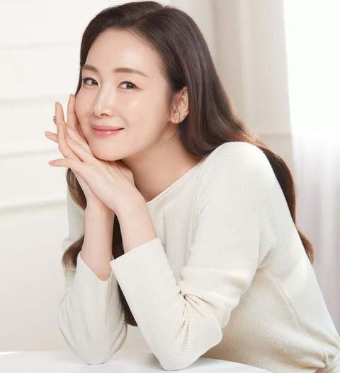 Showbiz Hàn Quốc chấn động vì tin đồn ngoại tình, dùng ma túy, sống trác táng - Ảnh 4. Showbiz Hàn Quốc chấn động vì tin đồn ngoại tình, dùng ma túy, sống trác táng - Ảnh 4.