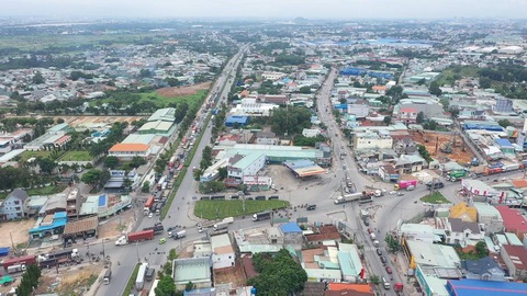 Dĩ An: Bất động sản thương mại hút vốn đầu tư - Ảnh 1. Dĩ An: Bất động sản thương mại hút vốn đầu tư - Ảnh 1.
