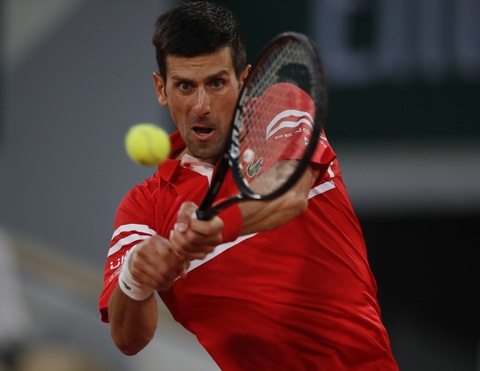 Đánh bại Nadal trên sân đất nện, Djokovic vào chung kết Roland Garros - Ảnh 1. Đánh bại Nadal trên sân đất nện, Djokovic vào chung kết Roland Garros - Ảnh 1.