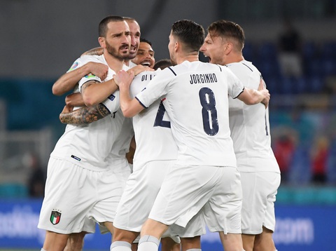 Tuyển Ý thắng đậm Thổ Nhĩ Kỳ trong ngày khai mạc Euro 2020 - Ảnh 1. Tuyển Ý thắng đậm Thổ Nhĩ Kỳ trong ngày khai mạc Euro 2020 - Ảnh 1.