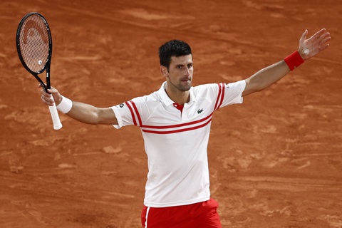 Đánh bại Nadal trên sân đất nện, Djokovic vào chung kết Roland Garros - Ảnh 2. Đánh bại Nadal trên sân đất nện, Djokovic vào chung kết Roland Garros - Ảnh 2.