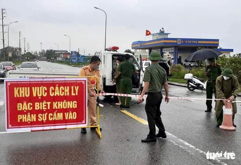 Thêm 2 ca COVID-19 tại ổ dịch siêu lây nhiễm ở Hà Tĩnh, đã chủ động khai báo y tế - Ảnh 2. Thêm 2 ca COVID-19 tại ổ dịch siêu lây nhiễm ở Hà Tĩnh, đã chủ động khai báo y tế - Ảnh 2.