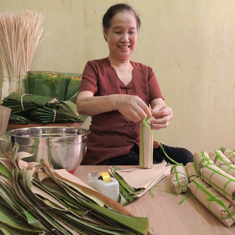 Trăm năm mộc mạc giò chả Ước Lễ - Ảnh 5. Trăm năm mộc mạc giò chả Ước Lễ - Ảnh 5.