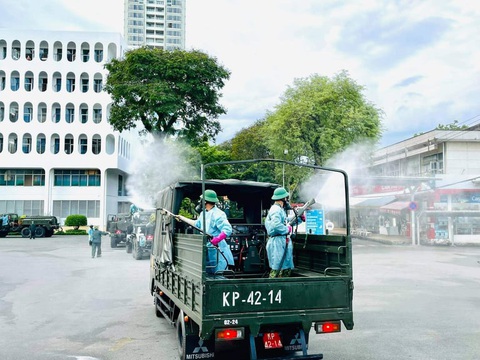 Giám đốc Bệnh viện Bệnh nhiệt đới TP.HCM: Điều tôi lo lắng nhất rất may đã không xảy ra - Ảnh 3. Giám đốc Bệnh viện Bệnh nhiệt đới TP.HCM: Điều tôi lo lắng nhất rất may đã không xảy ra - Ảnh 3.