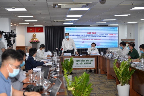 TP.HCM: Sau 1 tuần sẽ đánh giá lại để điều chỉnh mức độ giãn cách - Ảnh 2. TP.HCM: Sau 1 tuần sẽ đánh giá lại để điều chỉnh mức độ giãn cách - Ảnh 2.