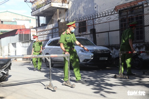 Phát hiện ca COVID-19 đầu tiên ở TP Vinh, tiếp xúc với F0 ở Hà Tĩnh - Ảnh 1. Phát hiện ca COVID-19 đầu tiên ở TP Vinh, tiếp xúc với F0 ở Hà Tĩnh - Ảnh 1.