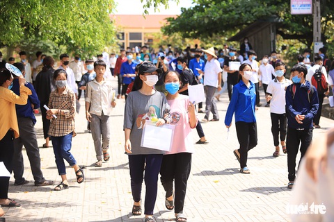 Nghệ An công bố điểm thi lớp 10, thủ khoa đạt 48,1 điểm - Ảnh 1. Nghệ An công bố điểm thi lớp 10, thủ khoa đạt 48,1 điểm - Ảnh 1.