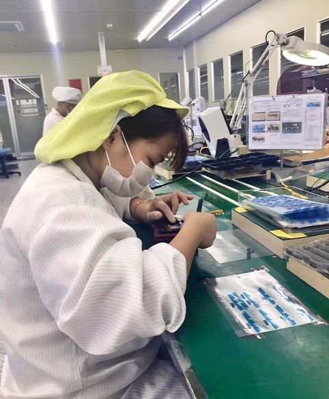 Thủ tướng yêu cầu sớm có chính sách hỗ trợ công nhân, doanh nghiệp - Ảnh 1. Thủ tướng yêu cầu sớm có chính sách hỗ trợ công nhân, doanh nghiệp - Ảnh 1.