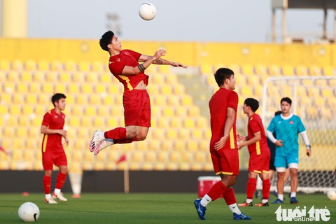 Tuyển Việt Nam thu hút sự quan tâm của truyền thông UAE - Ảnh 2. Tuyển Việt Nam thu hút sự quan tâm của truyền thông UAE - Ảnh 2.