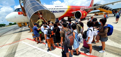 Ngày không dùng tiền mặt 16-6, mua vé online của Vietjet sẽ nhận mã giảm giá 100% - Ảnh 1. Ngày không dùng tiền mặt 16-6, mua vé online của Vietjet sẽ nhận mã giảm giá 100% - Ảnh 1.