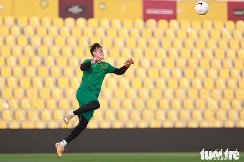 Tuyển Việt Nam thu hút sự quan tâm của truyền thông UAE - Ảnh 3. Tuyển Việt Nam thu hút sự quan tâm của truyền thông UAE - Ảnh 3.