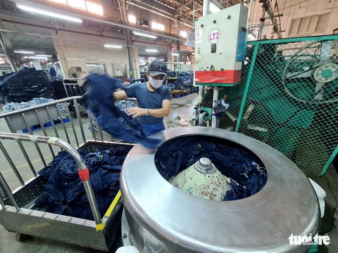 Số doanh nghiệp rút lui tăng 23%, gói hỗ trợ triển khai chậm, chưa hiệu quả - Ảnh 2. Số doanh nghiệp rút lui tăng 23%, gói hỗ trợ triển khai chậm, chưa hiệu quả - Ảnh 2.