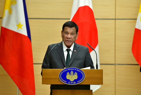 Hết quyền làm tổng thống, ông Duterte tính tranh chức... phó tổng thống - Ảnh 1. Hết quyền làm tổng thống, ông Duterte tính tranh chức... phó tổng thống - Ảnh 1.